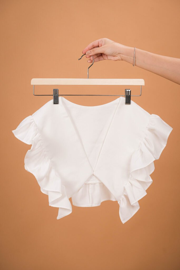 Ruffle White Collar